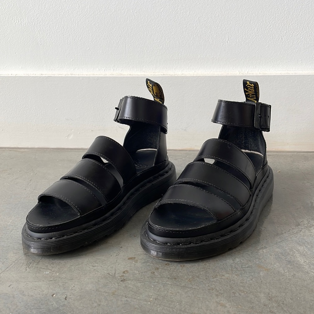 Like new Dr martens Clarissa II leather strap sandals size 6